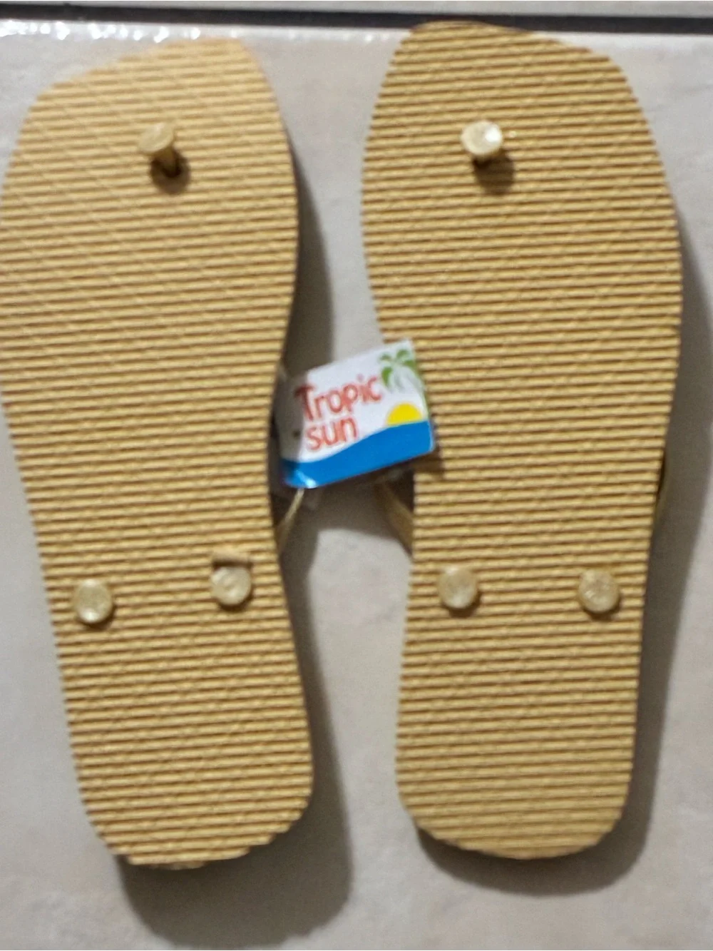 Women’s Classic Yellow Flip Flop Sandals